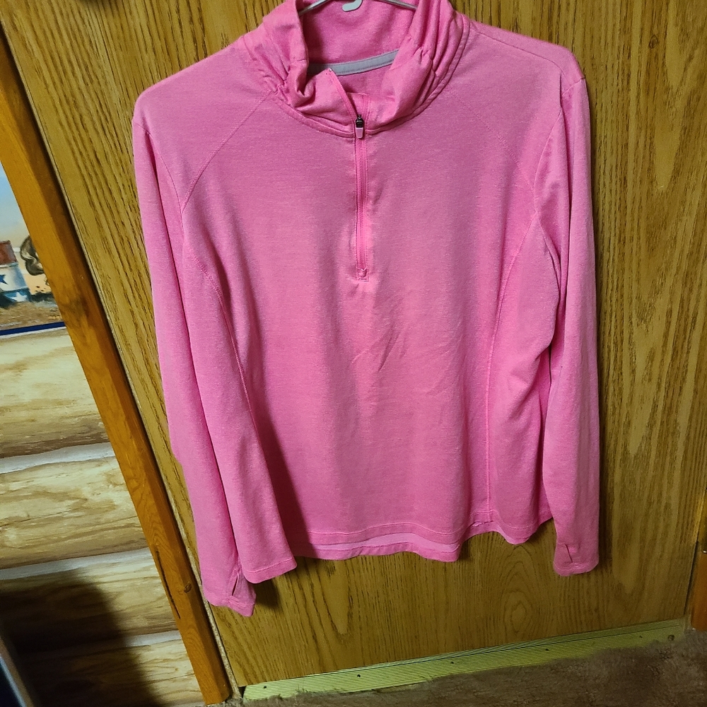 Athletic shirt